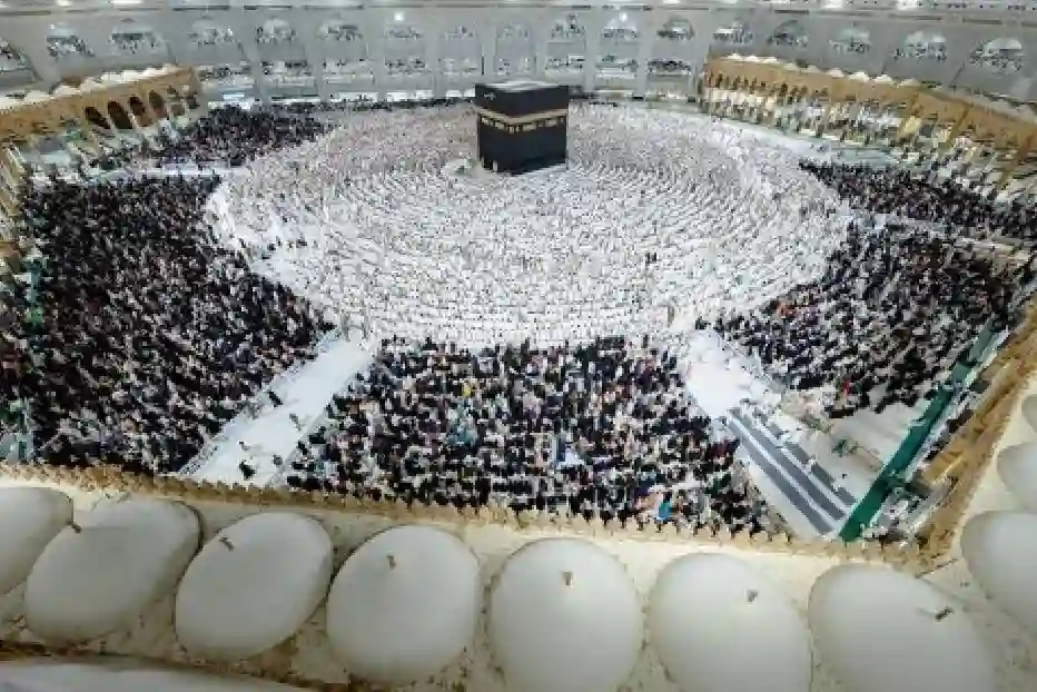 قرارات الداخلية حول دخول اليمنيين الى المملكة بتأشيرات الزيارة والعمرة 