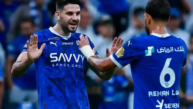 قائمة نجوم الهلال المتغيبين عن مواجهة ضمك في الجولة 19