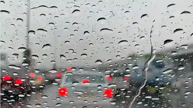 الوطني للأرصاد يحذر سكان الرياض وجدة والشرقية من أمطار غزيرة