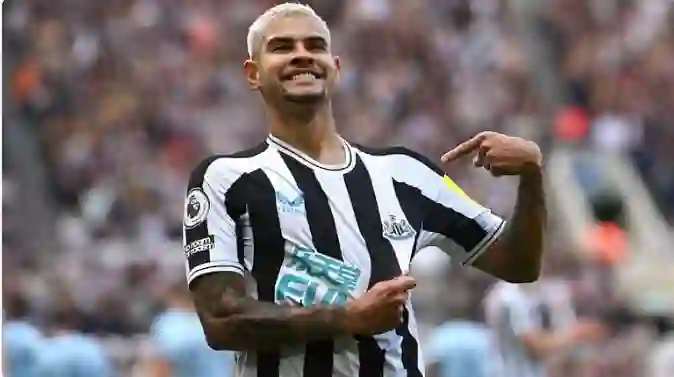 صراع من نار بين الهلال والاتحاد خارج الملاعب 