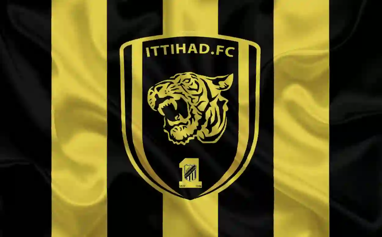 كانتي وبنزيما يضغطان على إدارة الاتحاد بسبب صفقة قد تخرج المارد من دوري روشن 