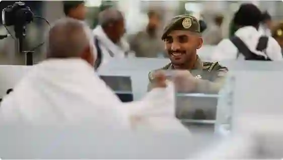 السعودية تعلن عن وصول 820 ألف حاج عبر منافذ المملكة الدولية
